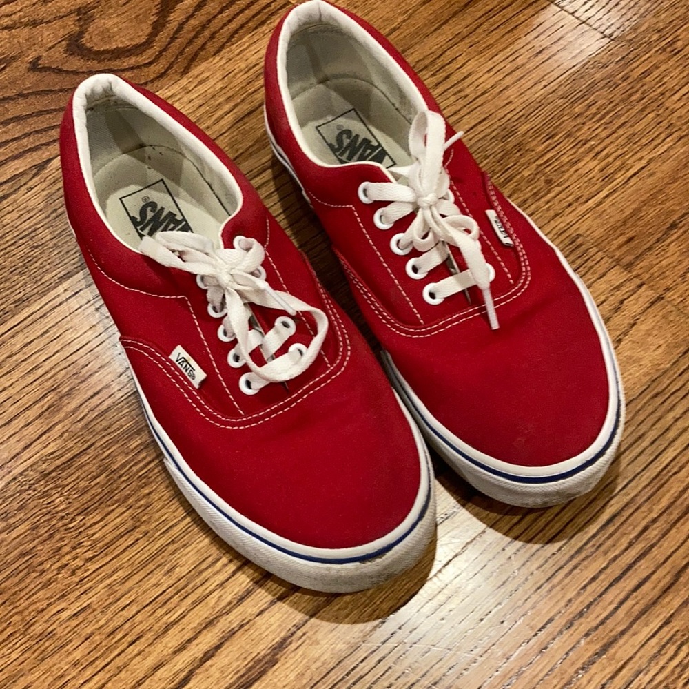 Men’s red vans